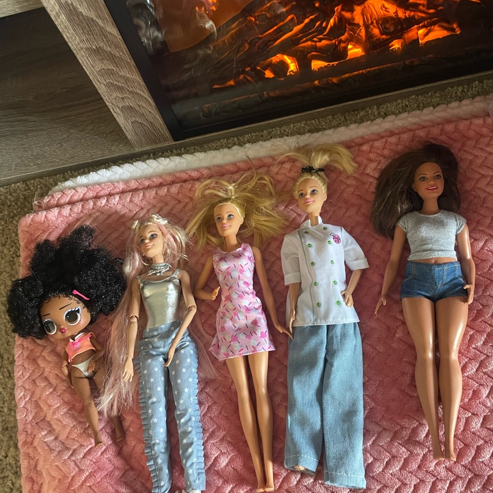 Barbies, Books, Puzzles & More! Little toys! Ty beanie
